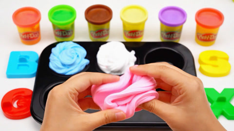 彩泥做闪亮蛋糕