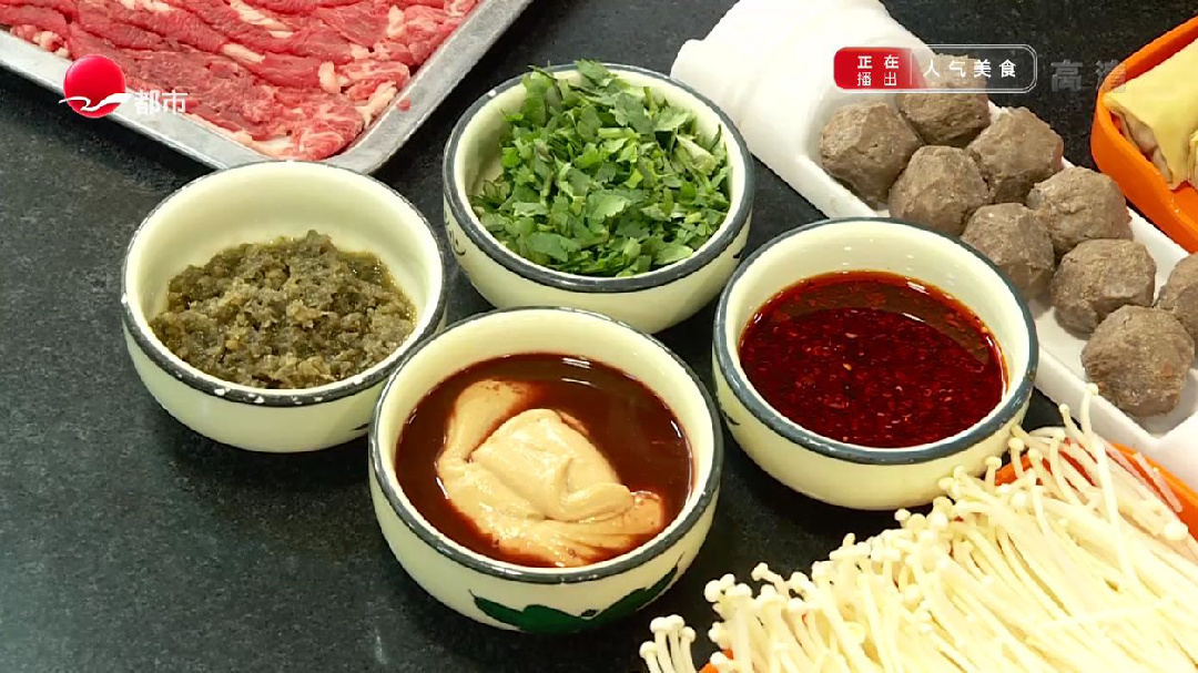人气美食 藏书羊肉 隐藏菜单羊油青蒜炒羊杂