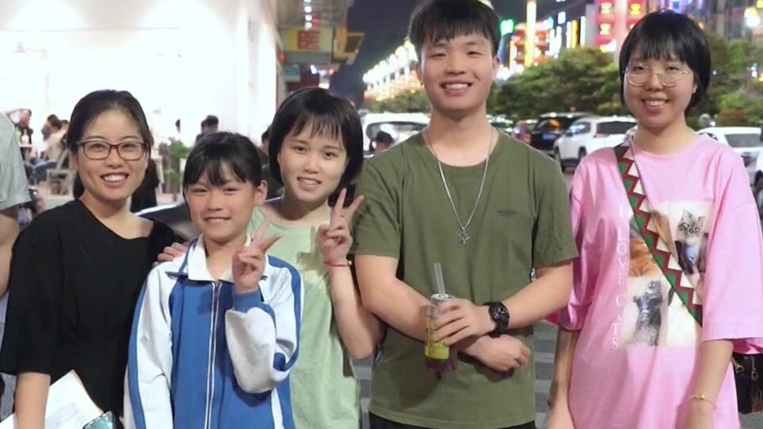 当目睹老师歧视穷学生，你会怎么做？