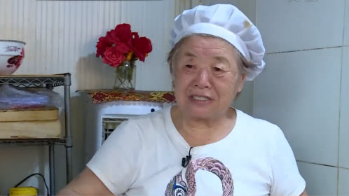 人气美食 杏桃排日销700斤 40年点心师傅的“必杀技”