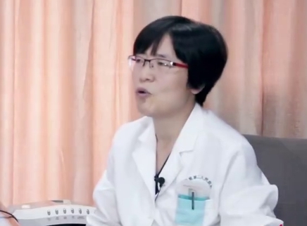 给孩子换尿布多腰痛怎么办？