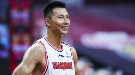 CBA热辣资讯 真挚的祝福！祝易建联34岁生日快乐！