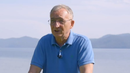 瓦洛佳的中国情缘