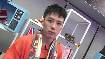 子弹KK卢德超尴尬的开场舞，弹幕中全是卢德粉丝子弹“伤心落泪”