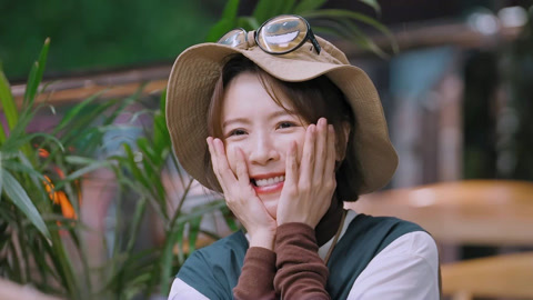 张淇黄雅莉被墨脱石锅鸡香晕 陈辉张婉清来到仙境