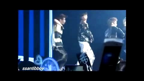 EXO History SJ印尼演唱会饭拍版 12/04/29-EXO-M