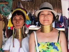 经典传奇 寻奇天下 项戴铜圈的女人