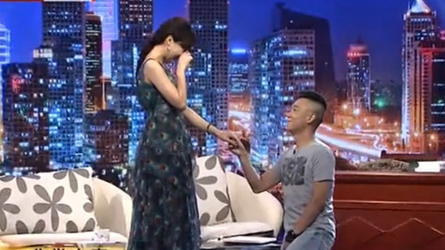 非常故事汇 为他着魔