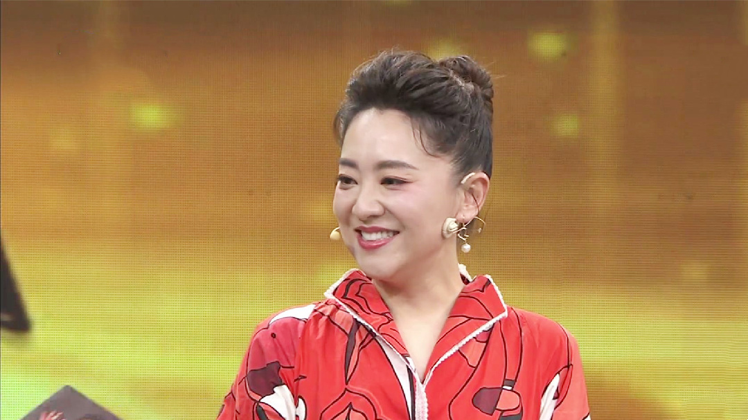 今日大来宾主持人月亮姐姐