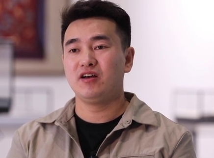 苏绣戏服传承人张斌