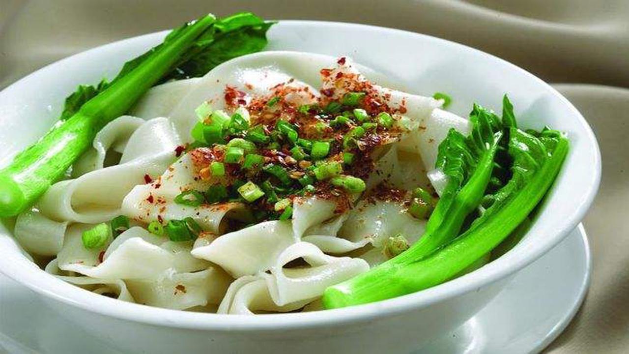 美&middot;食 自己做的青菜手擀面，健康又养胃，比兰州拉面好吃百倍