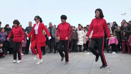 4个女人过招跳鬼步舞《寂寞情殇DJ》高跟鞋厉害了