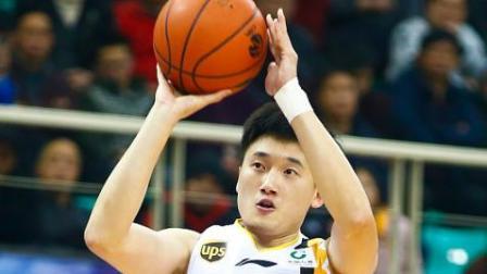 CBA 18/19赛季 广厦VS龙狮第三节：李京龙外线手感爆表，广厦87-73领先结束三节