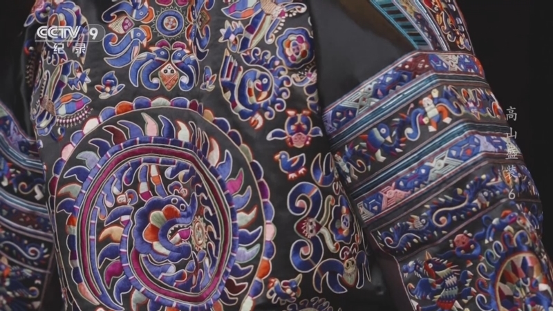 《高山盛装》 第6集 出走与回归