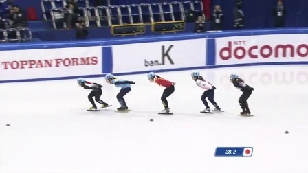 短道速滑 女子1500米半决赛 范可欣遭遇犯规阻挡