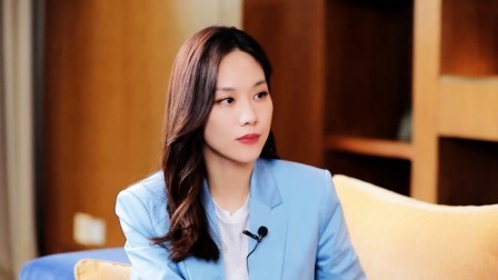 王霏霏：将热爱和坚持进行到底