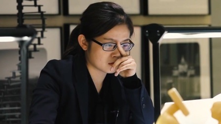 都是夜归人 描绘天际线的女孩
