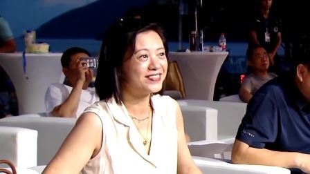 中国自由搏击俱乐部超级联赛 2023 张舒洋游刃有余迅猛进攻，刘航奇状态不佳体能下降
