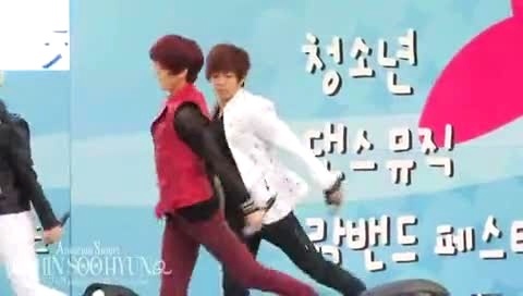 IU kiss&cry Doradora 青少年周刊纪念公演 主秀铉 饭拍版 12/05/16-U-Kiss (UKiss)