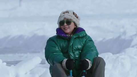 怦然“新”动的冬天2之姜潮“耍花活”  黄小蕾玩游戏不走寻常路