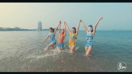 二更视频 这群美女在海滩上居然都不露脸 710