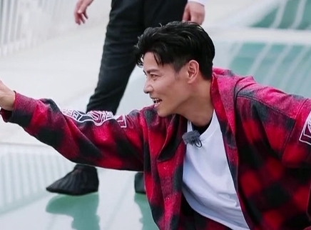 张晋模仿毛毛姐“咆哮帝”