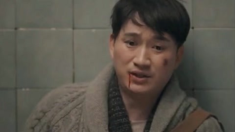 《鬓边不是海棠红》精选看点 程凤台给了曾爱玉一张凤乙的照片  留个念想
