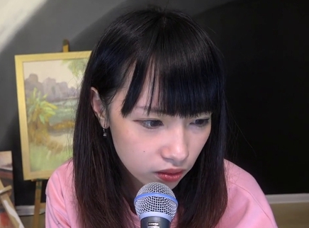 818超女聊天室 余姿昀首唱抒情韩语歌
