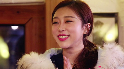 第九期：神秘女嘉宾突然出现大跳火辣舞蹈 “惹怒”其他女嘉宾