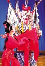 村里今天唱大戏 海报