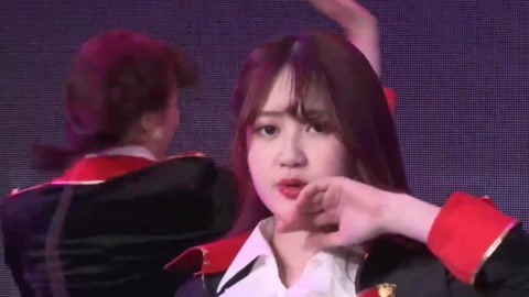 蜜蜂少女队剧场公演 蜜蜂少女队“那一年的烟火”主题公演 恐怖经历大揭秘！
