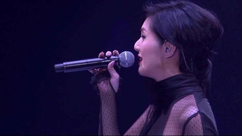 杨千嬅这首火爆10年的粤语歌，听一遍就爱上！曾获劲歌金曲金奖