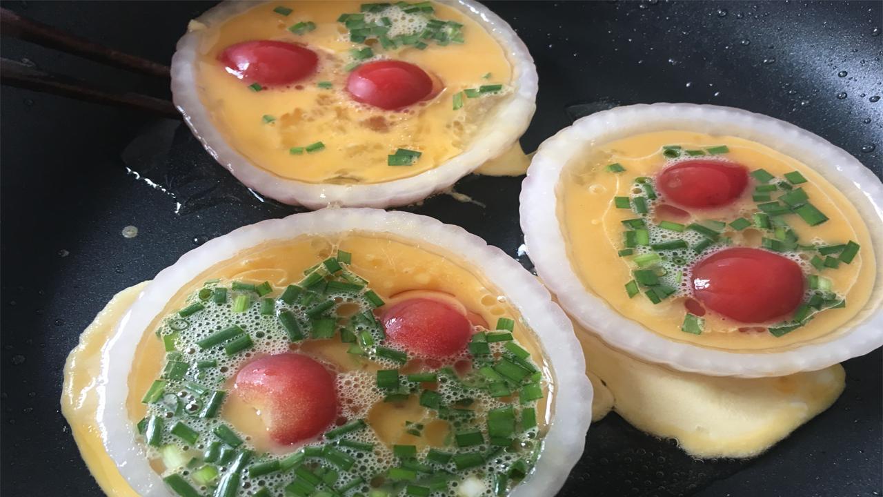 鸡蛋和洋葱新做法，加了它后营养翻倍，好看又美味，厨房新手两分钟学会