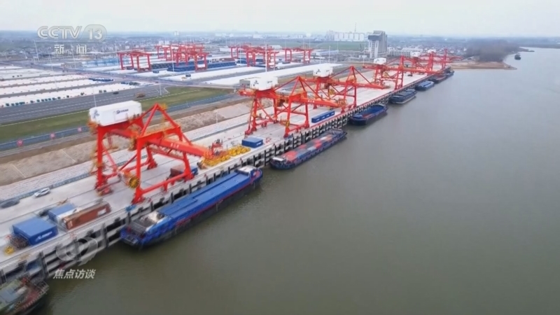 《焦点访谈》 20260326 从春天出发 枢纽畅 活力旺