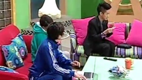 9进7：李一嘉引吴佩慈大赞