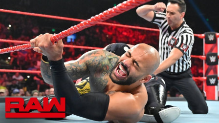 WWE RAW 2019 【RAW 09/02】李科学 萨摩亚乔 两败俱伤