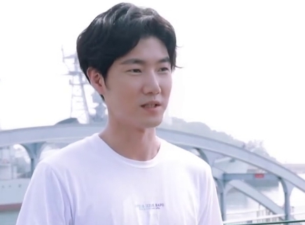 王晰再唱《军港之夜》