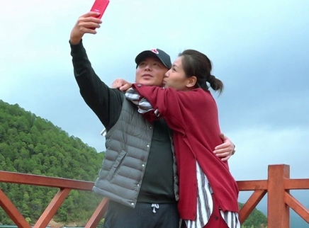 第8期：回甘夫妇浪漫游湖