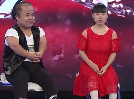 幸福来敲门【天津卫视】 袖珍夫妻当初交往遭家人反对