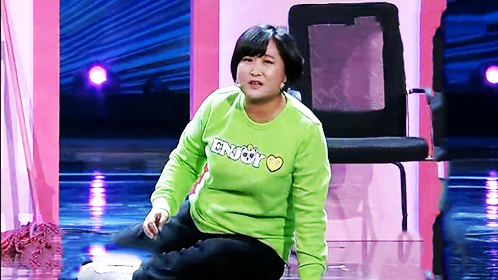 欢乐集结号 窗花贴得样样美 花样女人个个好