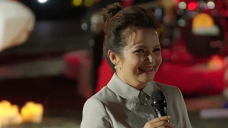 村晚齐聚各路大咖 吴碧霞大秀“花腔”唱法