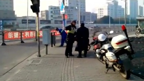 小强热线 “最牛交警”秉公执法