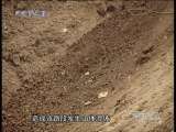 军事纪实 脱轨列车上的生死救援