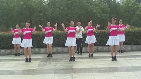 广场舞 广场舞：我在人民广场跳广场舞