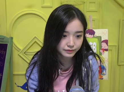 818超女聊天室 小迷糊金雯昕语无伦次天然萌