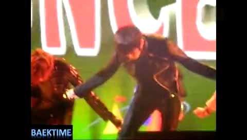EXO MAMA Lotte World 饭拍版 12/05/26-EXO-K