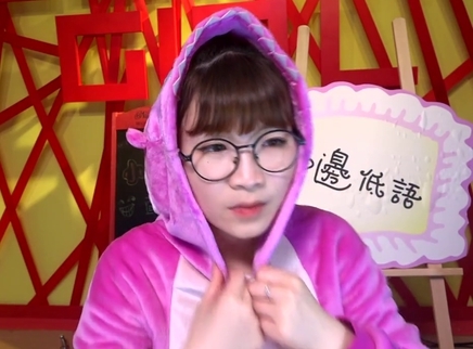 818超女聊天室 易烊千玺竟是周吉芳小男神