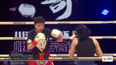 铿锵玫瑰！中国散打女将擂台拳打脚踢，台下男观众都在欢呼！