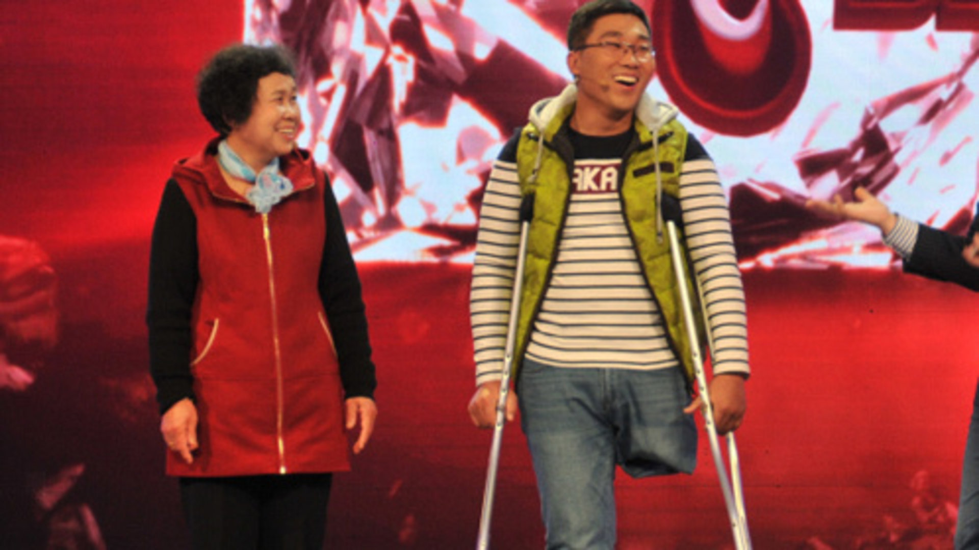 幸福来敲门【天津卫视】 独腿80后带母亲游遍中国