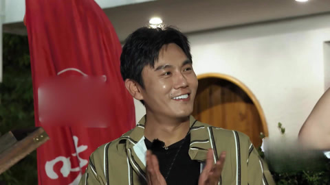 极限挑战宝藏行第2季 岳云鹏王彦霖漂流围攻秦昊 张彬彬投喂小熊猫(三)